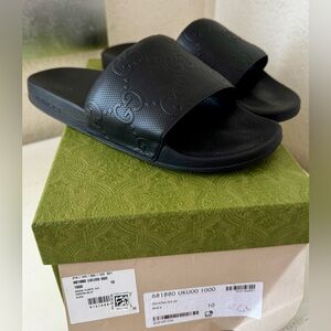 Gucci Men Sandal Slides Like New